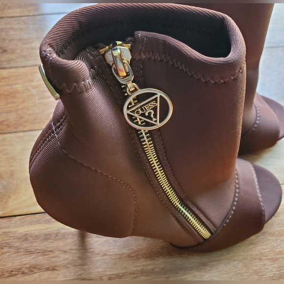 NWOT GUESS Monika Stiletto Booties Size 7.5 - Picture 7 of 10